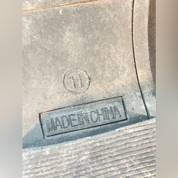 Journee Collection Spokane Riding Boots Womens Gray Faux Leather Back Zip Sz 11 - Picture 5 of 9